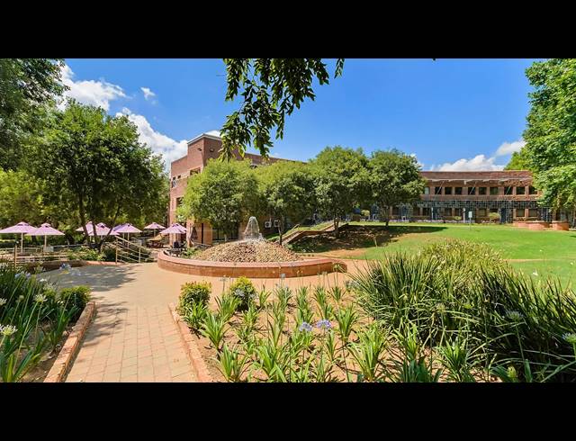 385M² OFFICE TO LET IN RANDJESPARK